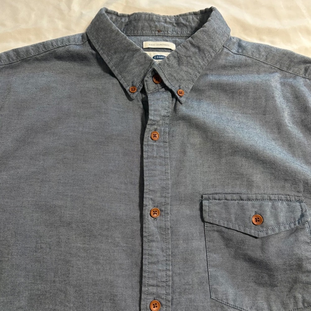 Old Navy Mens Slim Fit Blue Chambray Button Down Shirt Long Sleeve Large